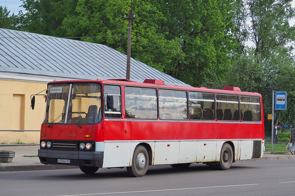 Кингисепп, Ikarus 256.74 № В 720 КС 47