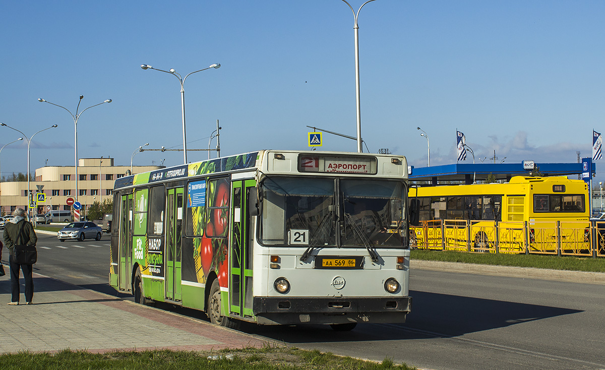 Nizhnevartovsk, LiAZ-5256.30 № 1109