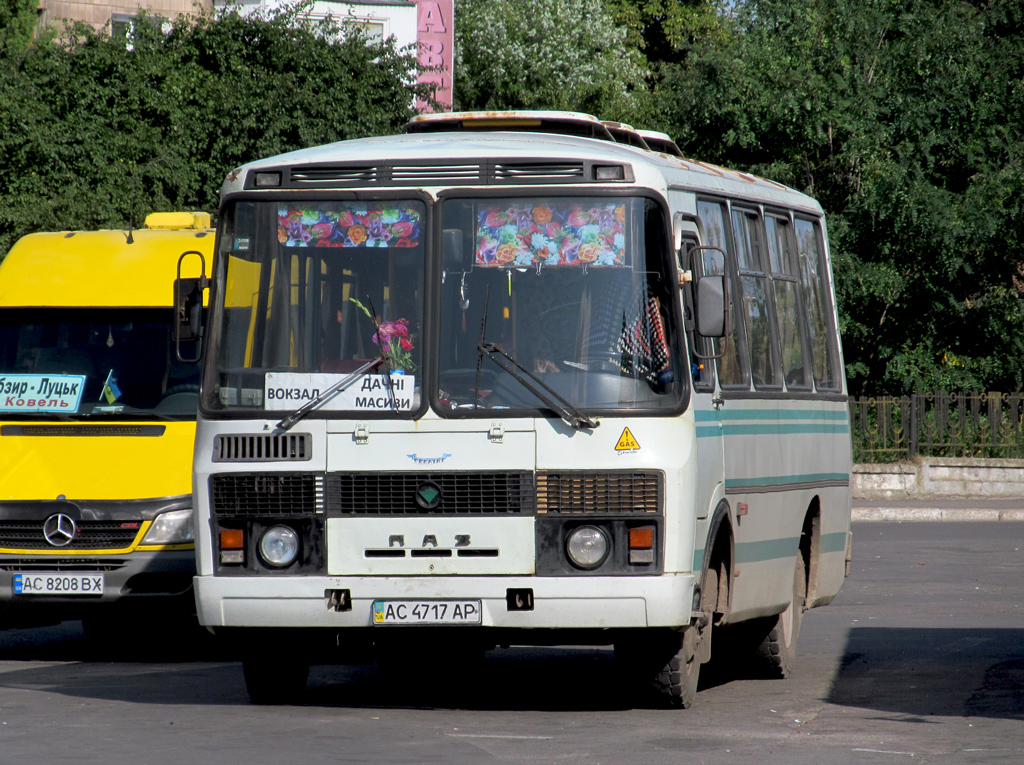Chervonograd, PAZ-32053 (320530, 3205B0, 3205C0, 3205E0) č. АС 4717 АР