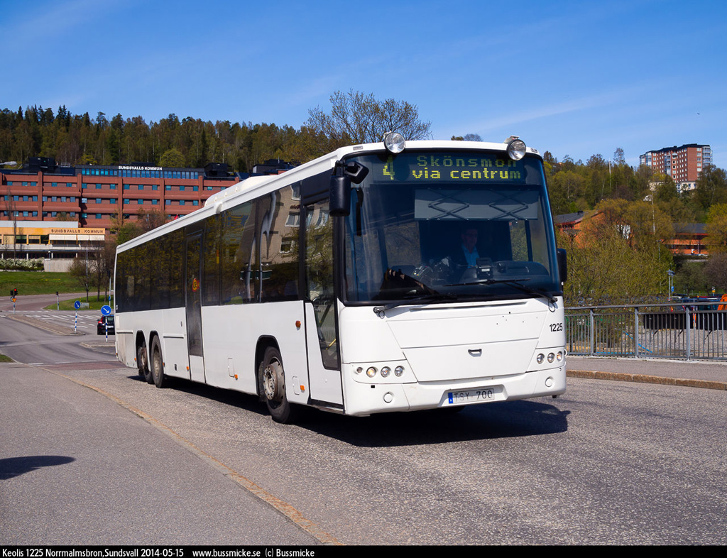 Sundsvall, Volvo 8700LE # 1225