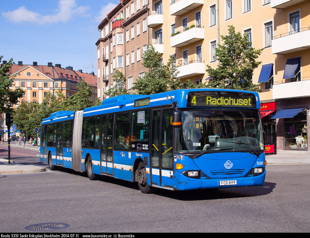 Stockholm, Scania OmniCity CN94UA 6X2/2EB Nr. 5351