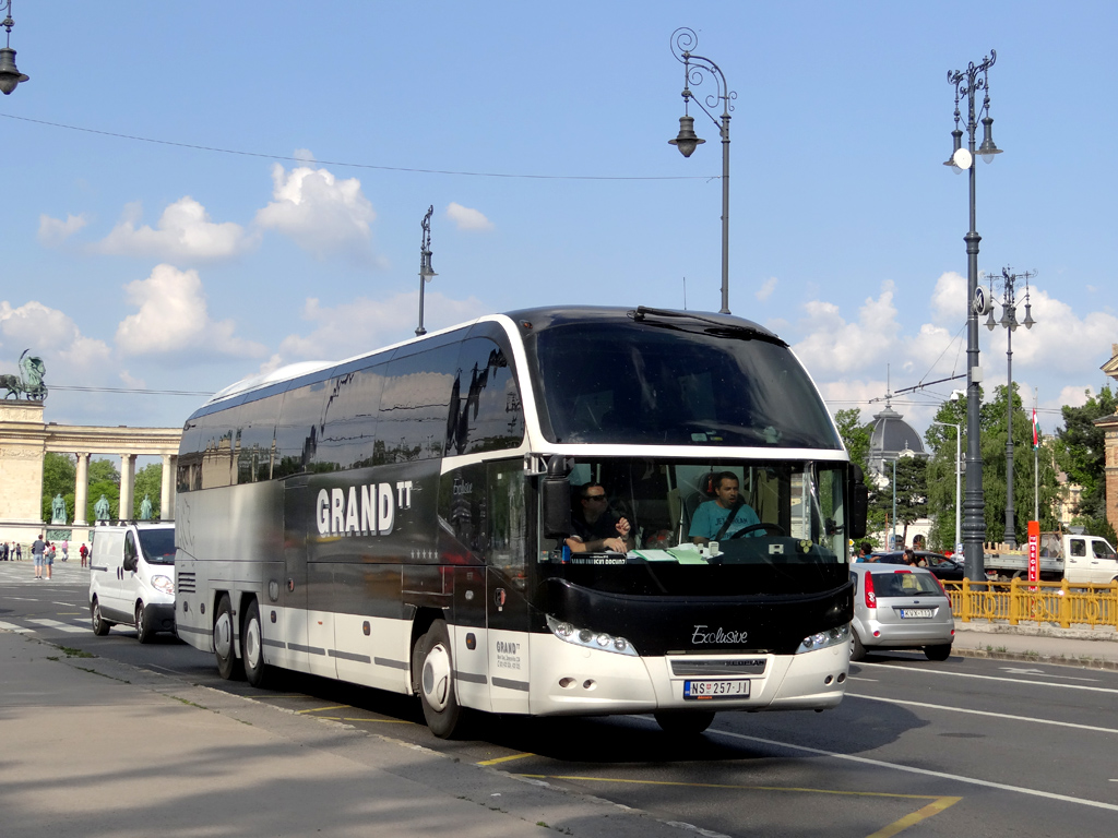 Novi Sad, Neoplan N1218HDL Cityliner # NS 257-JI