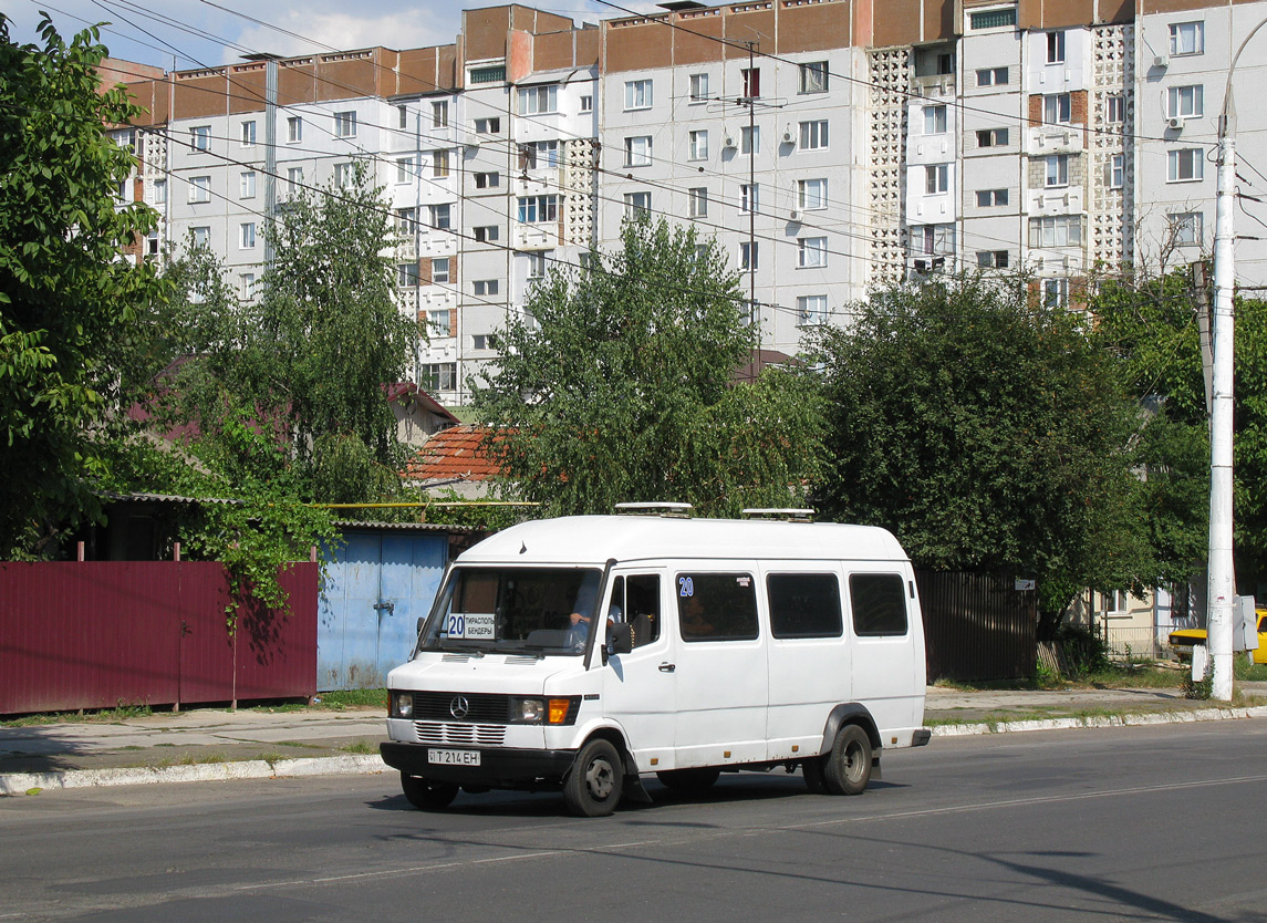 Tiraspol, Mercedes-Benz T1 410D # Т 214 ЕН