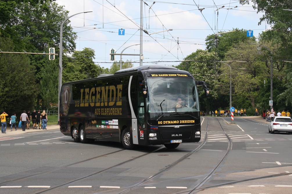 Dresden, MAN R08 Lion's Coach L RHC444 № 900 953-5
