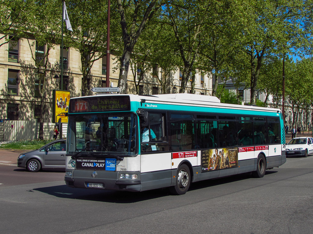 Paris, Irisbus Agora S №: 7939