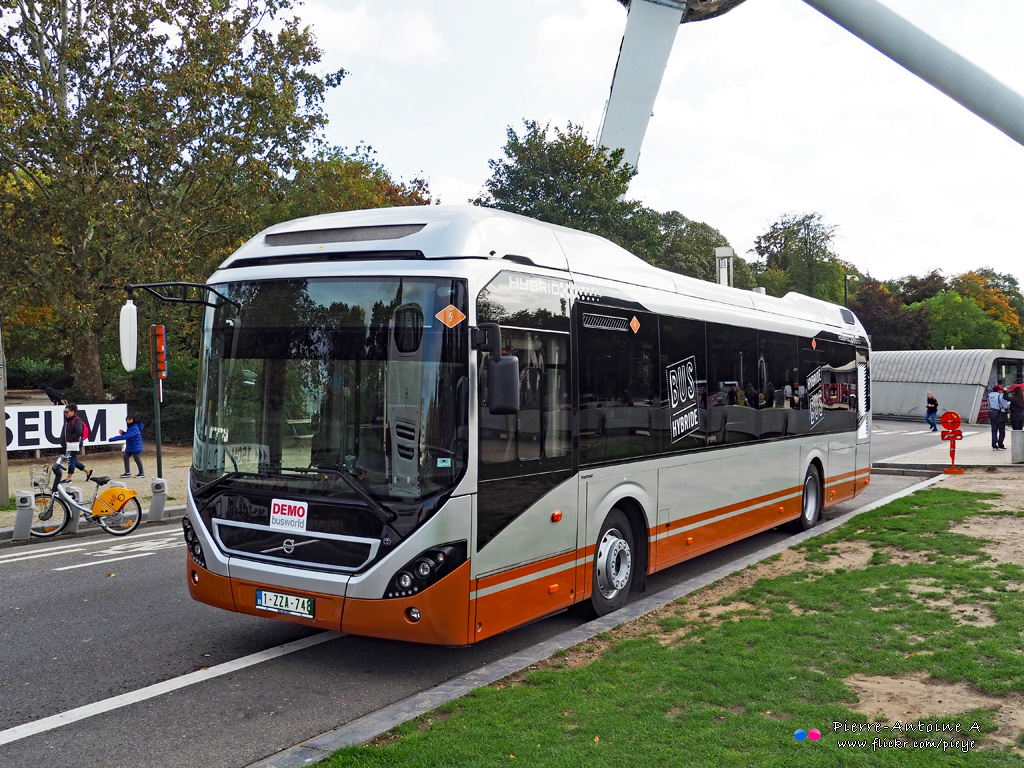Brussel, Volvo 7900 Hybrid # 1-ZZA-748; Brussel — Busworld Bruxelles 2019