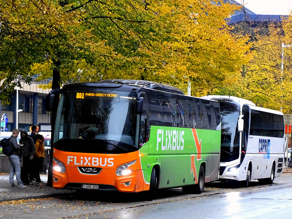 Brussels, VDL Futura # 1-UHS-676