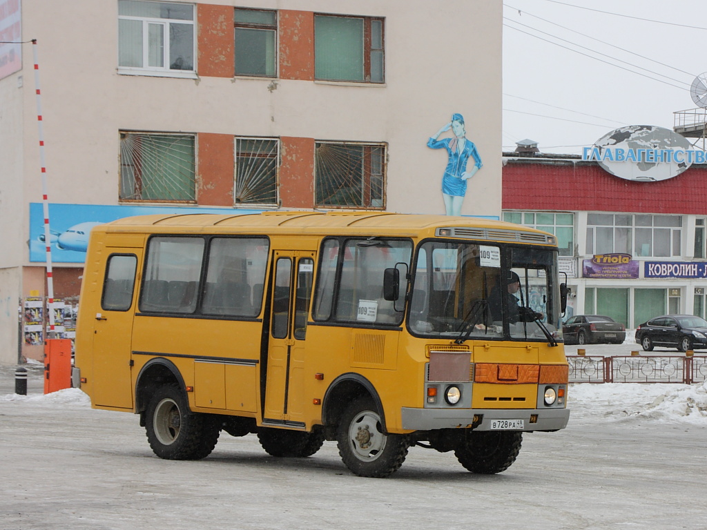 Magadan, PAZ-3206 No. В 728 РА 49