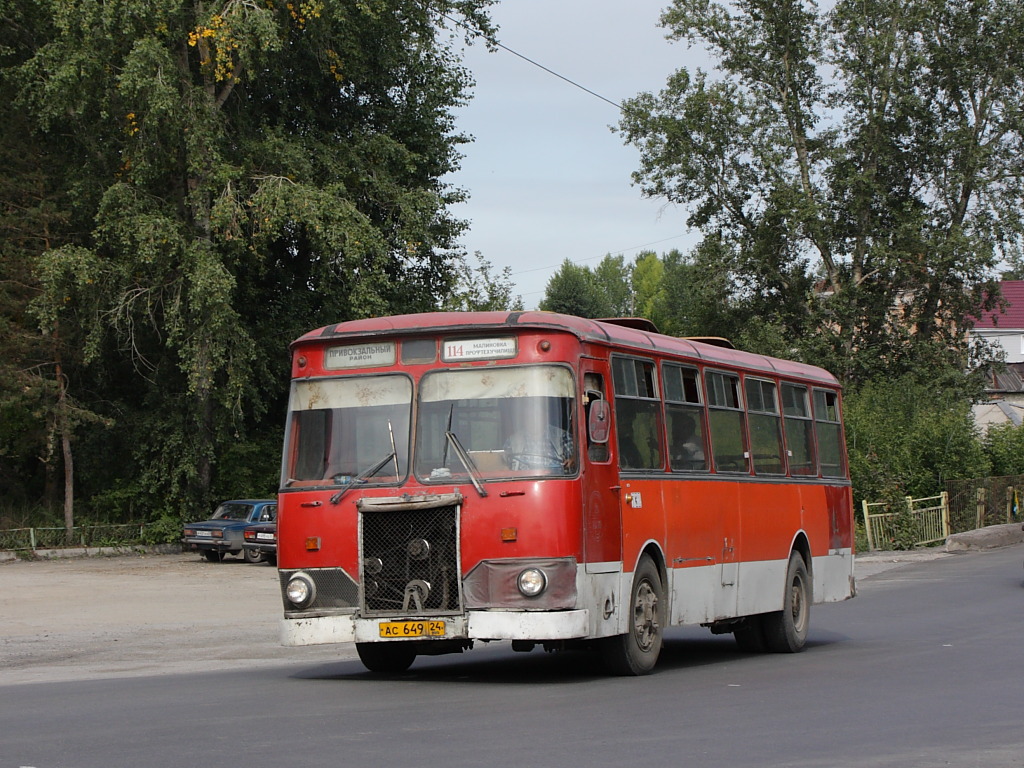 Ачинск, ЛиАЗ-677М № 732