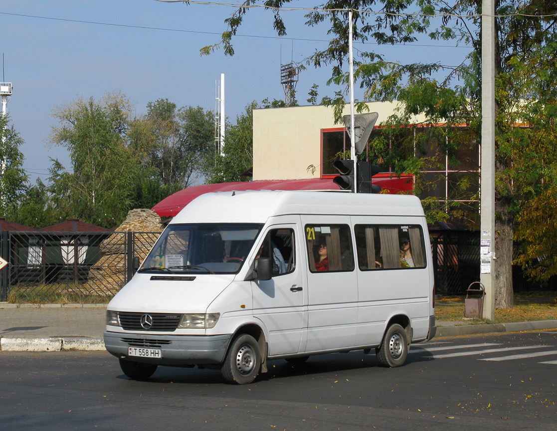 Tiraspol, Mercedes-Benz Sprinter 208D # Т 558 НН