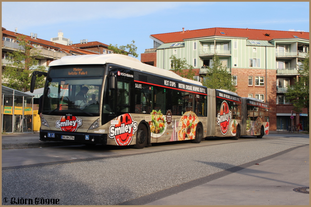 Hamburg, Van Hool New AGG300 # 8704
