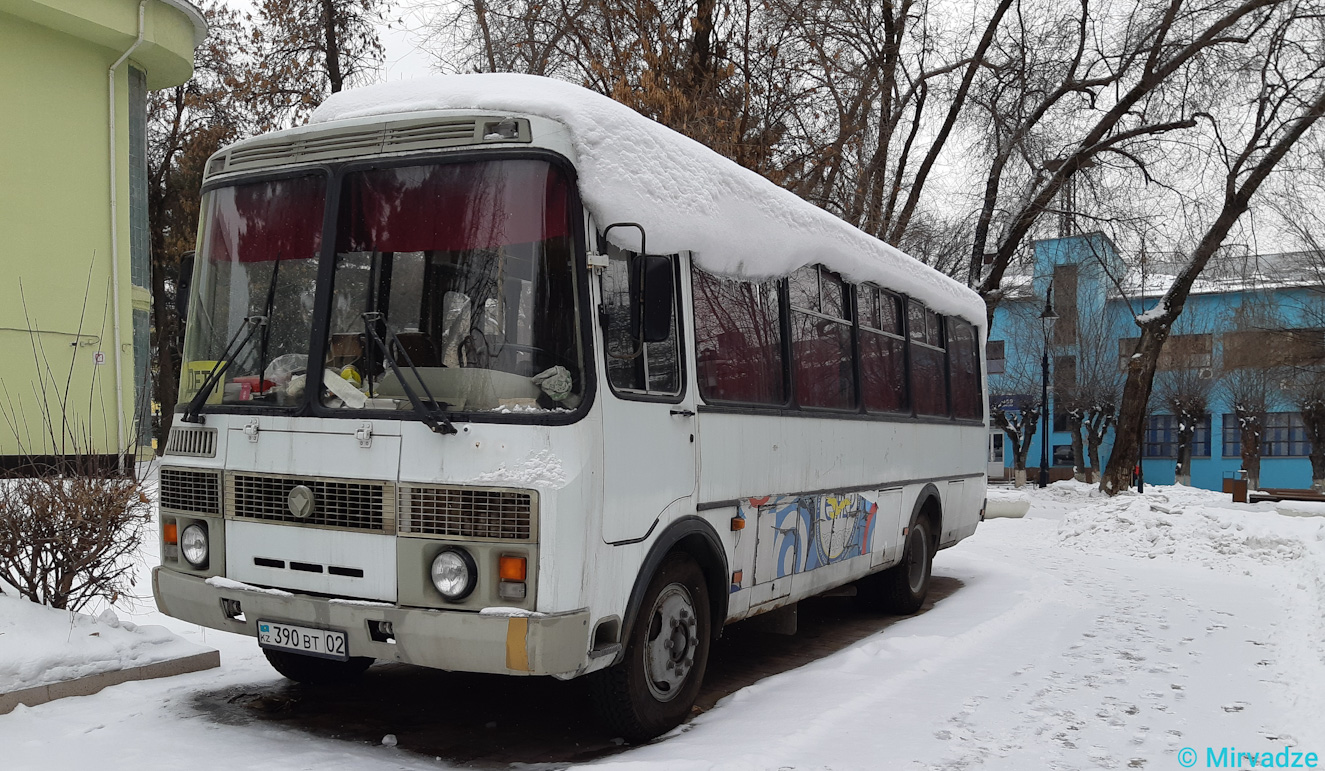 Almaty, PAZ-4234 # 390 BT 02