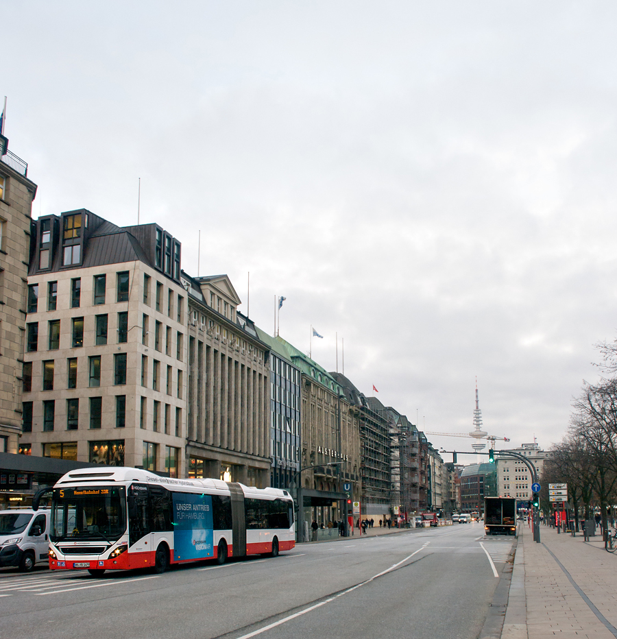 Hamburg, Volvo 7900A Hybrid # 7479