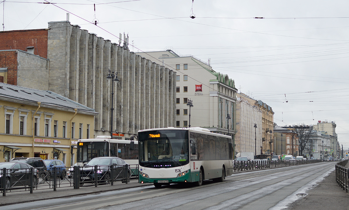 Sankt Petersburg, Volgabus-5270.00 Nr. 1576