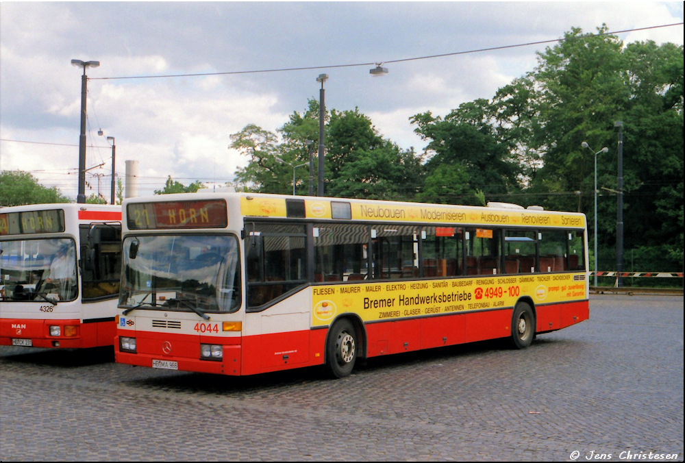 Bremen, Mercedes-Benz O405N # 4044