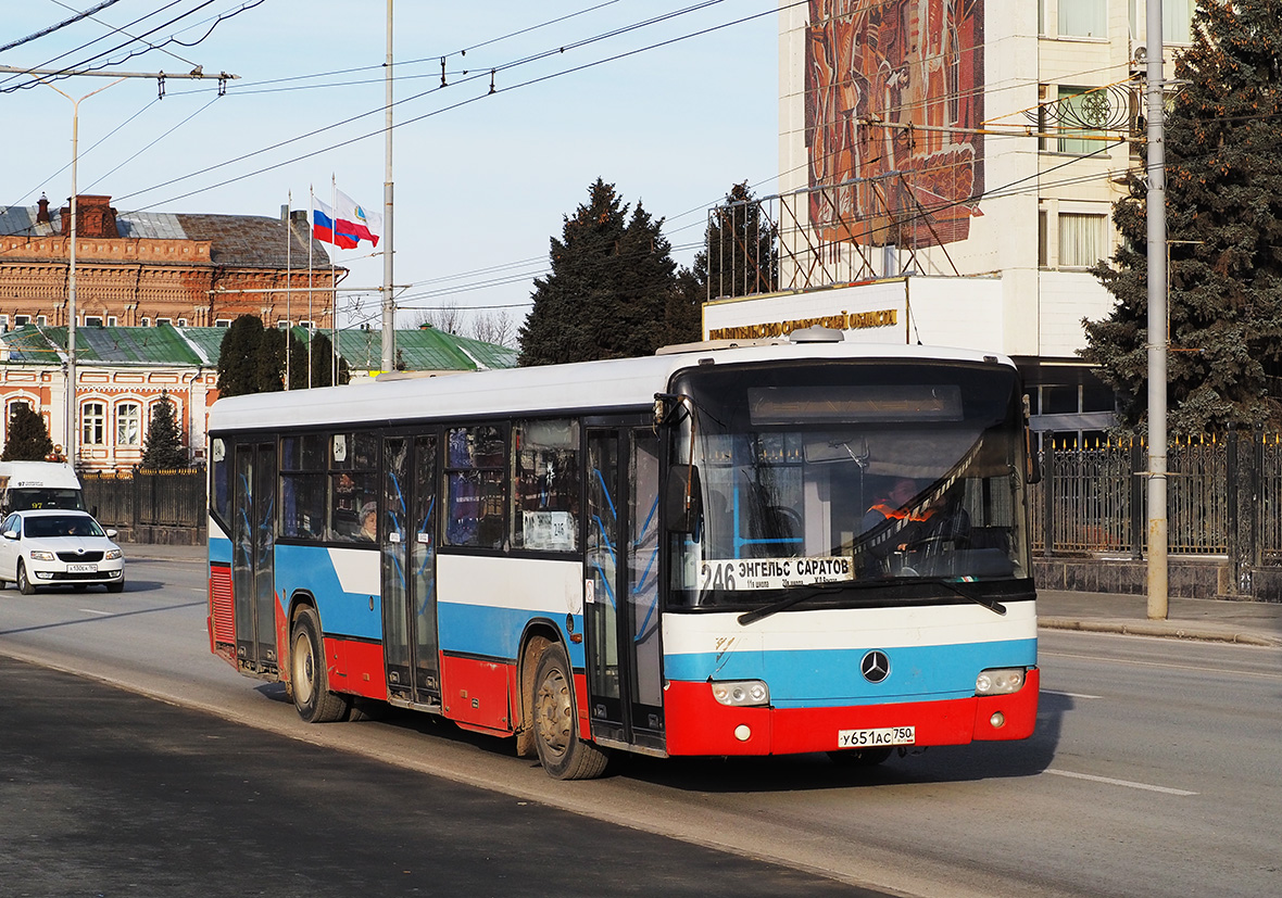 Saratov, Mercedes-Benz O345 Conecto I C # У 651 АС 750