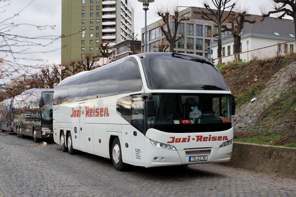 Trier, Neoplan N1217HDC Cityliner №: TR-EZ 35