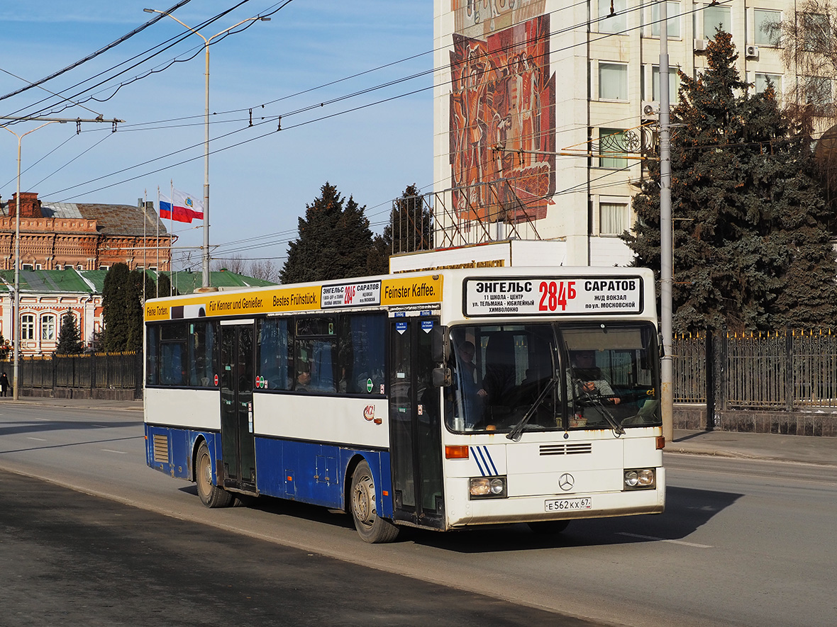 Saratov, Mercedes-Benz O405 # Е 562 КХ 67