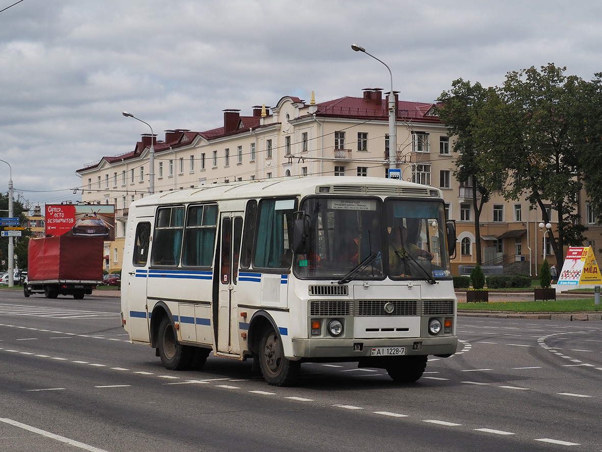 Minsk, PAZ-3205* № 1016