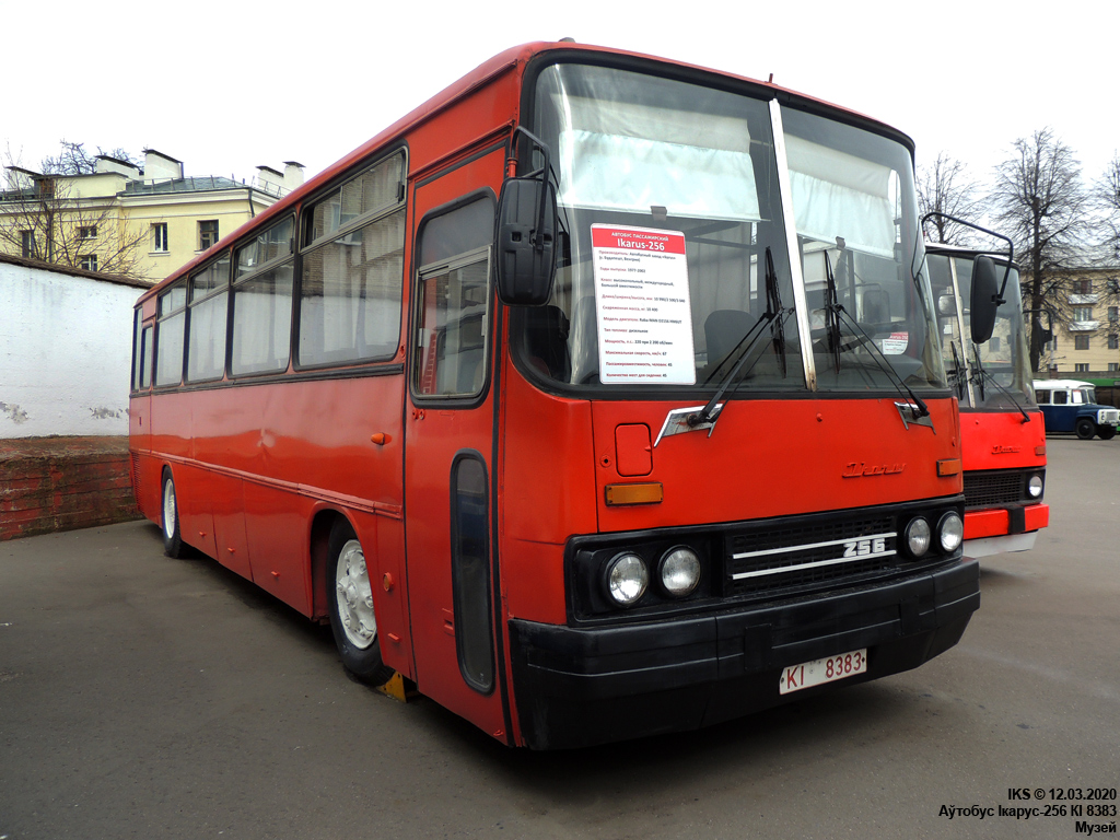 Minsk, Ikarus 256.** # КІ 8383
