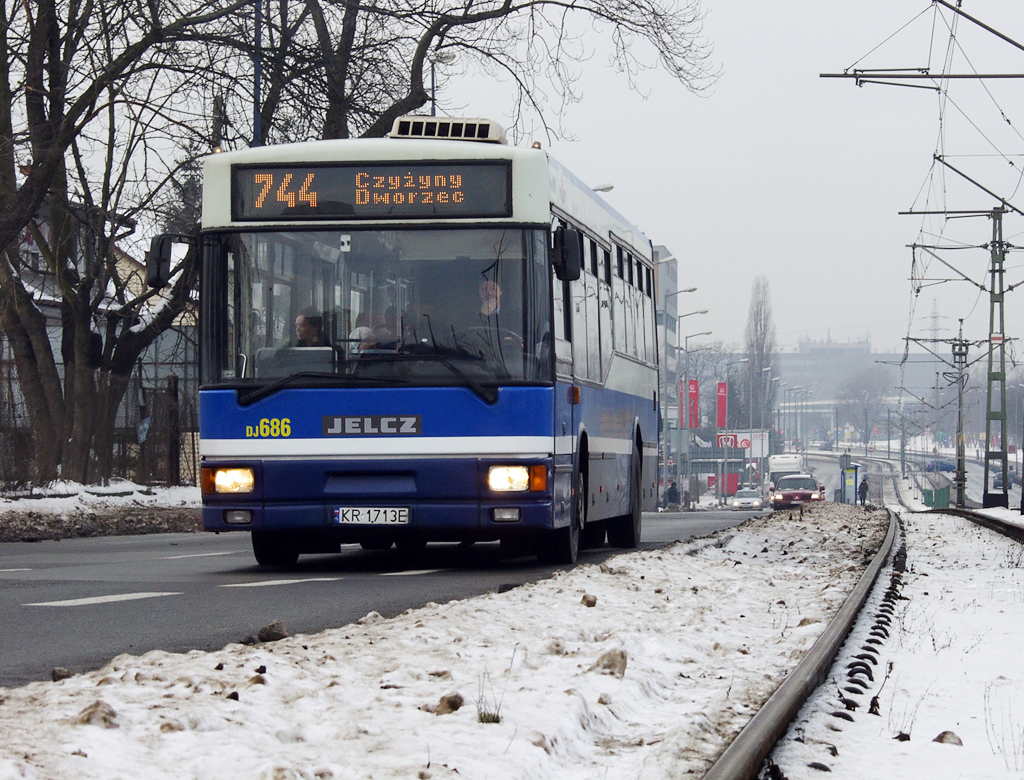 Cracow, Jelcz M121MB nr. DJ686