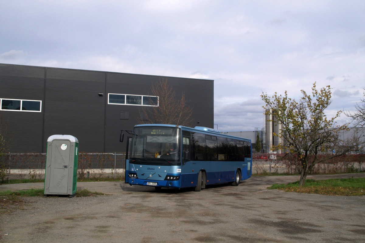 Brno, Volvo 8700LE No. 4B4 3205