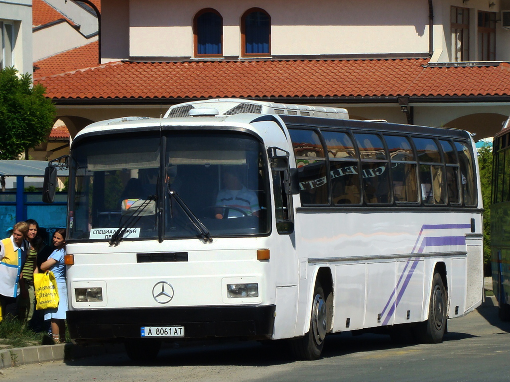 Burgas, Haargaz (Mercedes-Benz O303) # А 8061 АТ