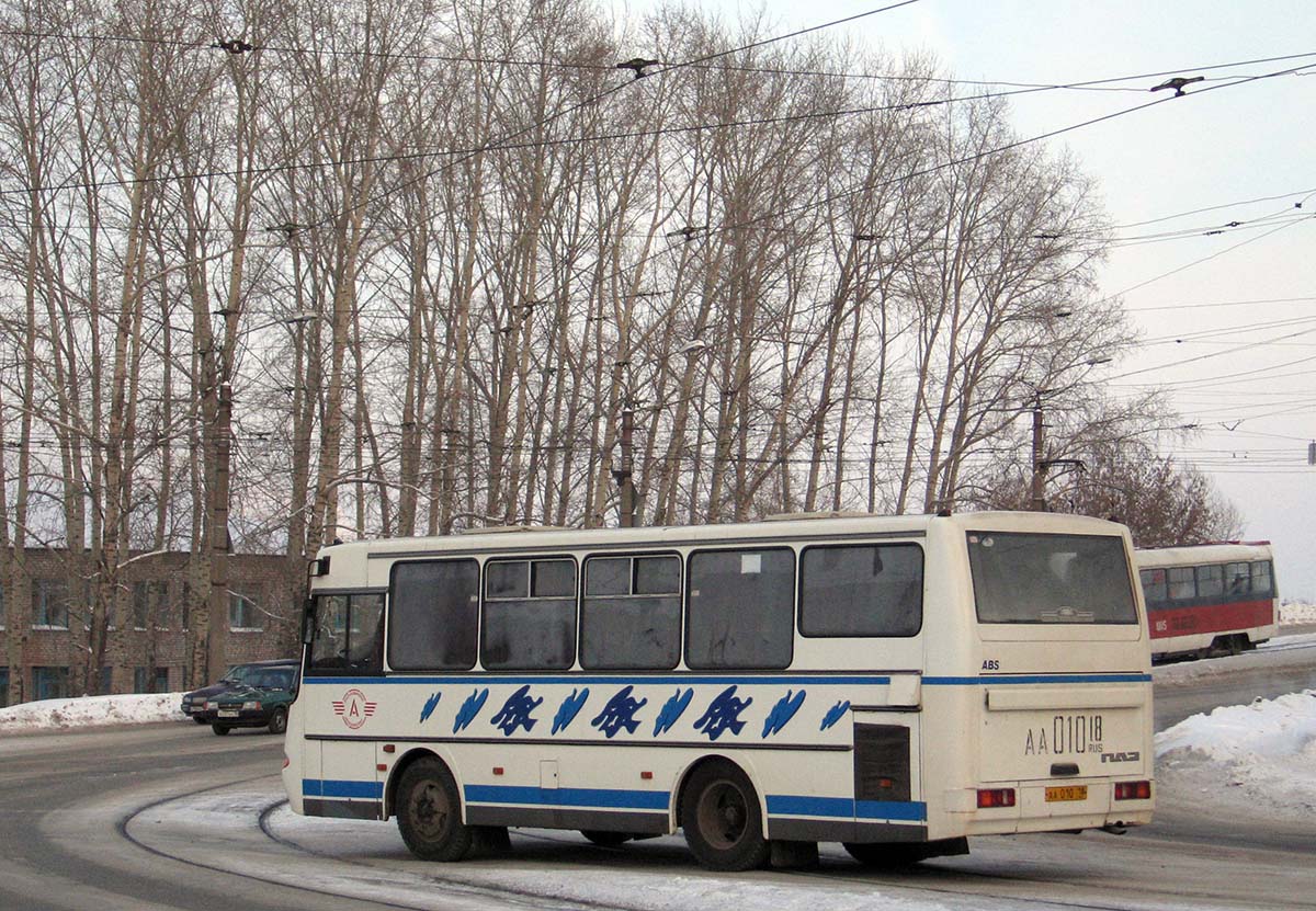 Izhevsk, PAZ-4230 # АА 010 18
