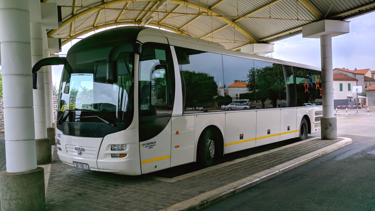 Zadar, MAN R12 Lion's Regio ÜL354 # 512