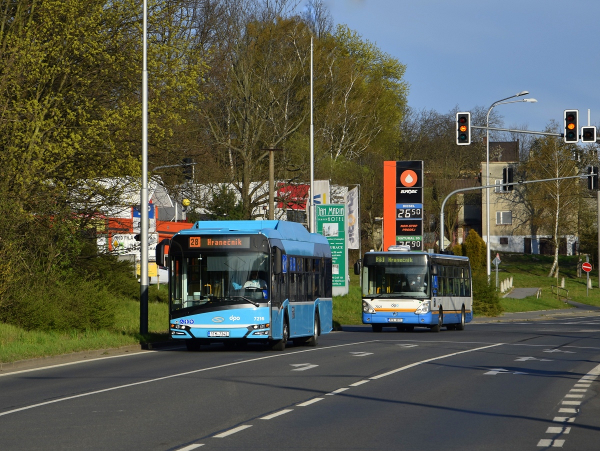 Ostrava, Solaris Urbino IV 12 CNG №: 7216; Ostrava, Irisbus Citelis 12M №: 7021