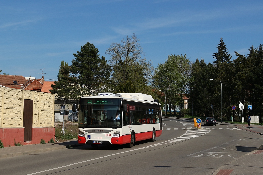 Brno, IVECO Urbanway 12M CNG # 7100