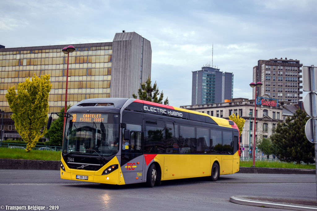 Charleroi, Volvo 7900 Electric Hybrid # 7944