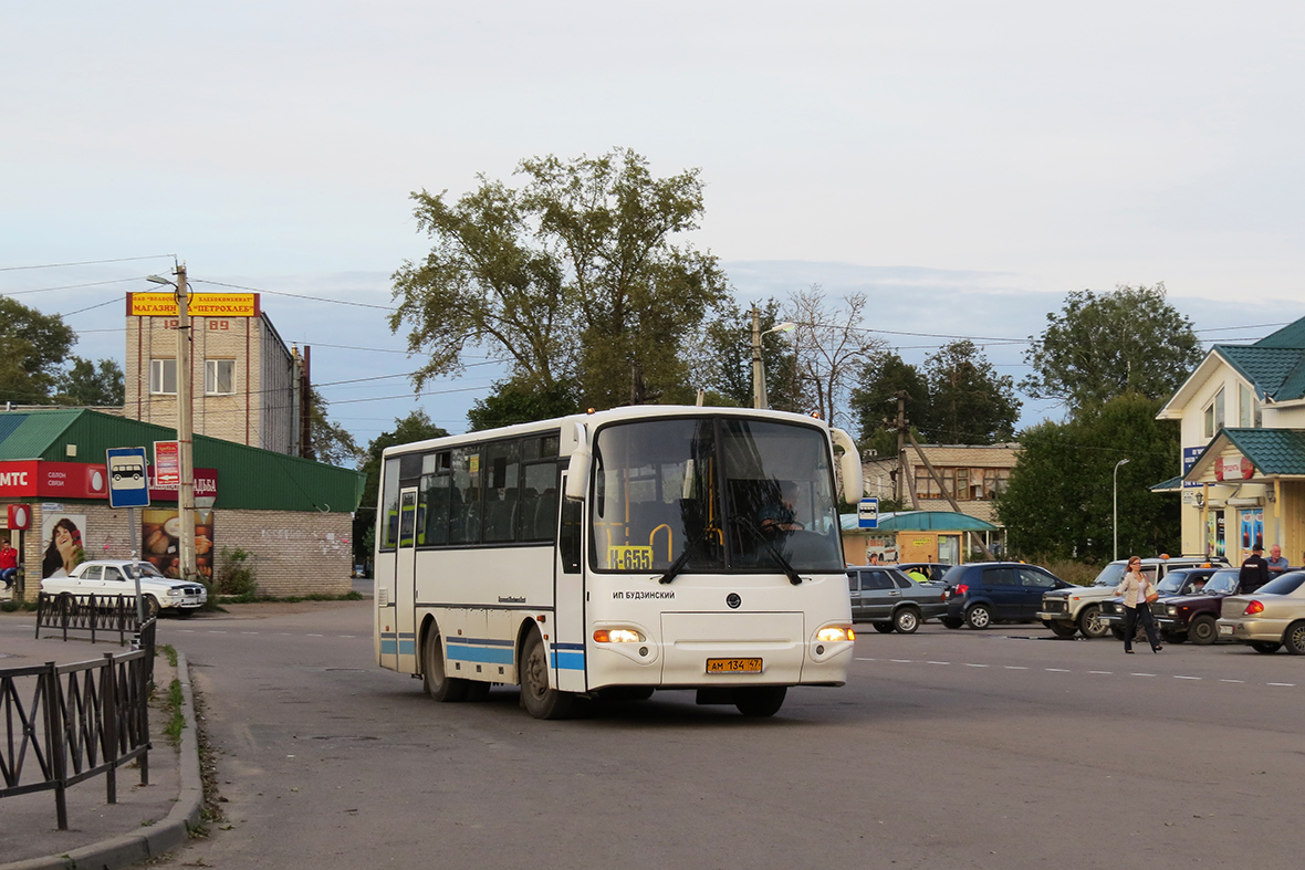 Volosovo, KAvZ-4235-32 # АМ 134 47