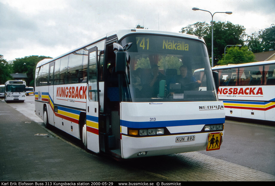 Halmstad, Neoplan N316K Transliner №: 313