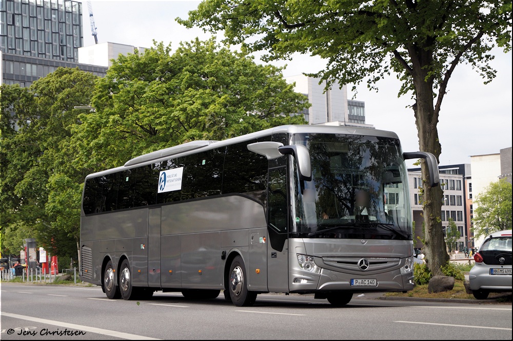 Potsdam, Mercedes-Benz Tourismo 17RHD-III L # P-AC 140