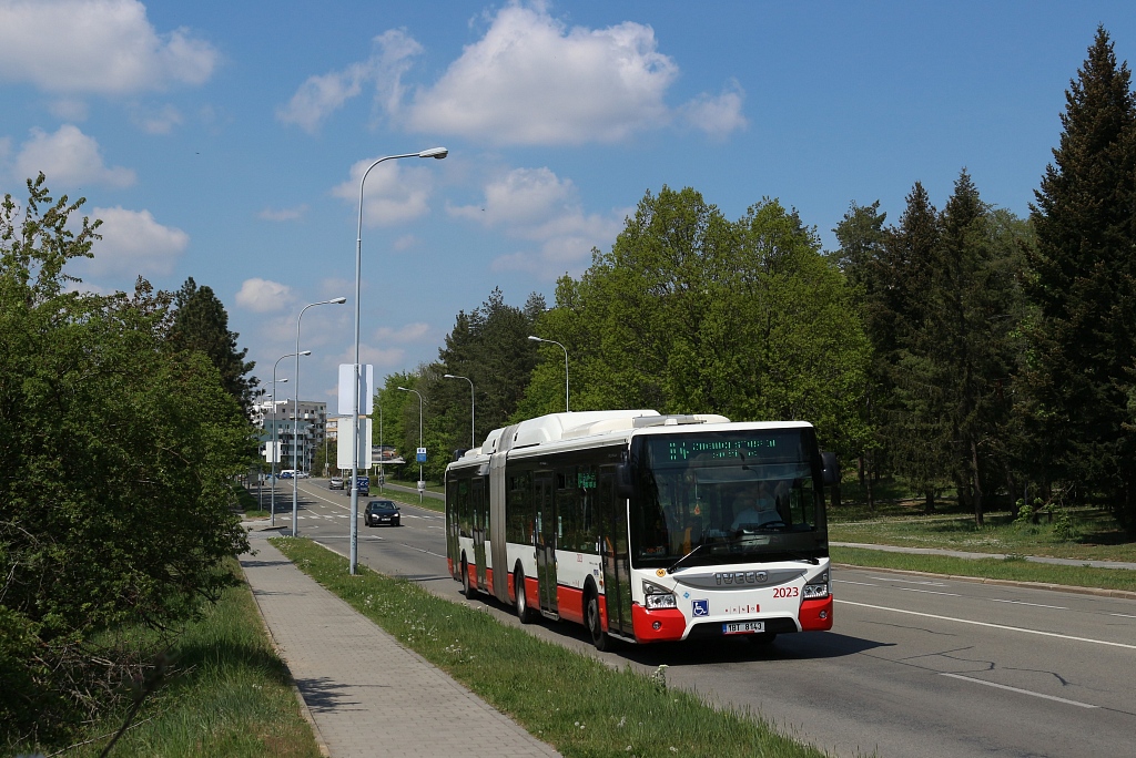 Brno, IVECO Urbanway 18M CNG č. 2023