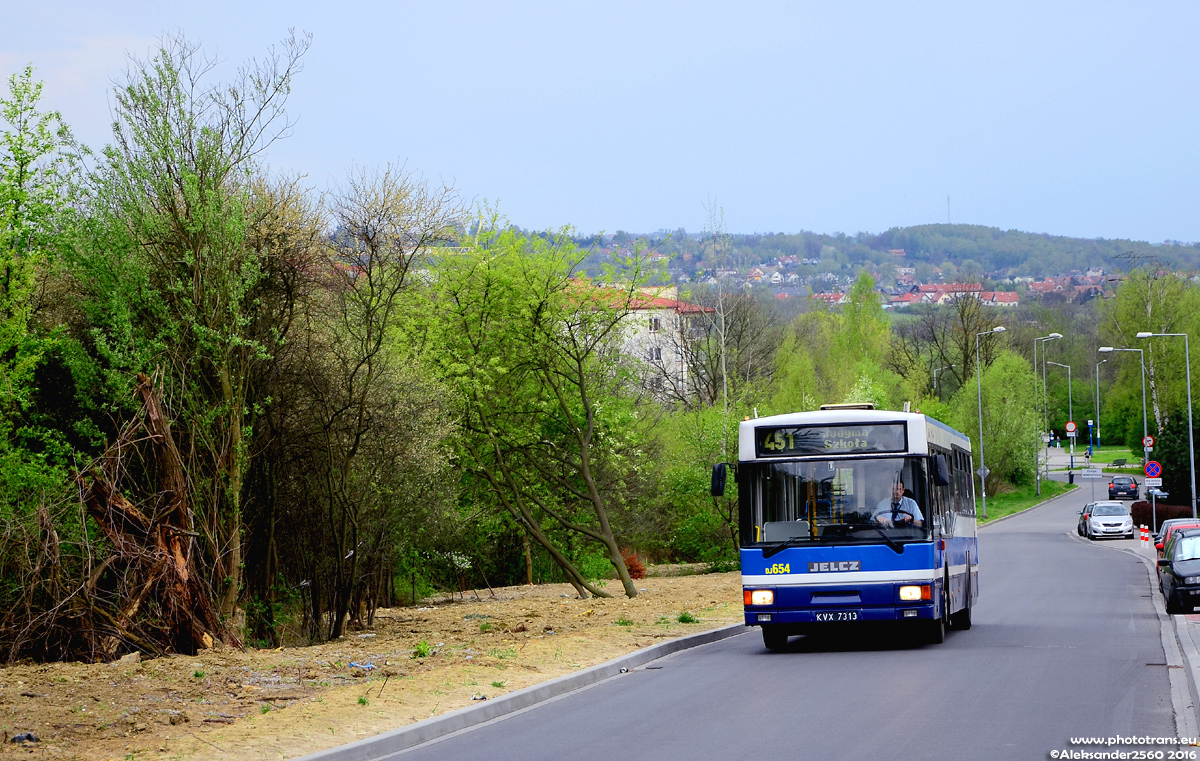 Cracow, Jelcz M121MB No. DJ654