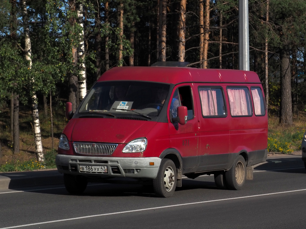 Sosnovy Bor, GAZ-322130 # 871