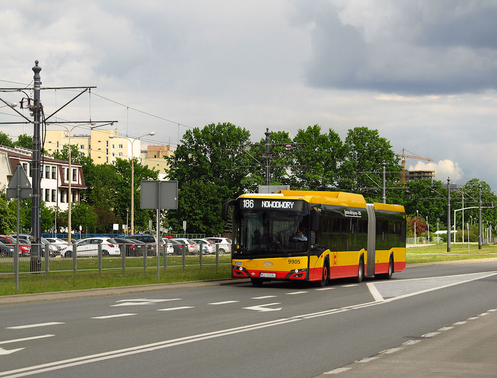 Warsaw, Solaris Urbino IV 18 CNG č. 9905