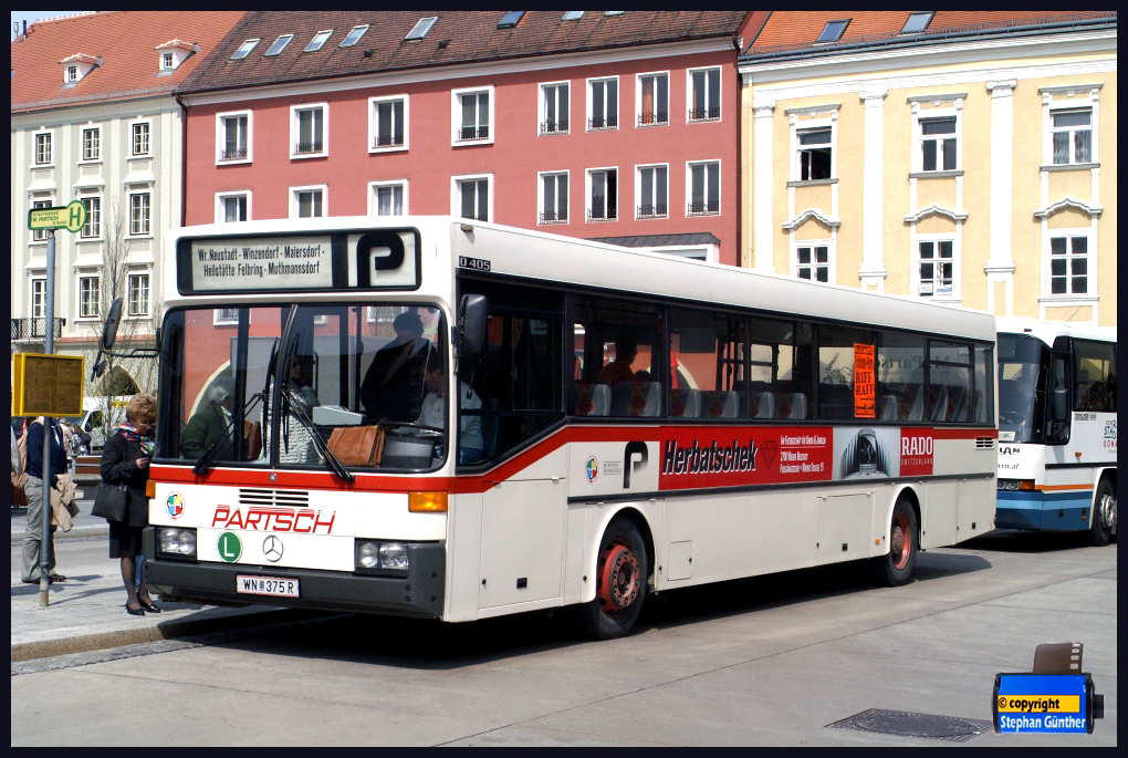 Wiener Neustadt, Mercedes-Benz O405 # WN-375 R
