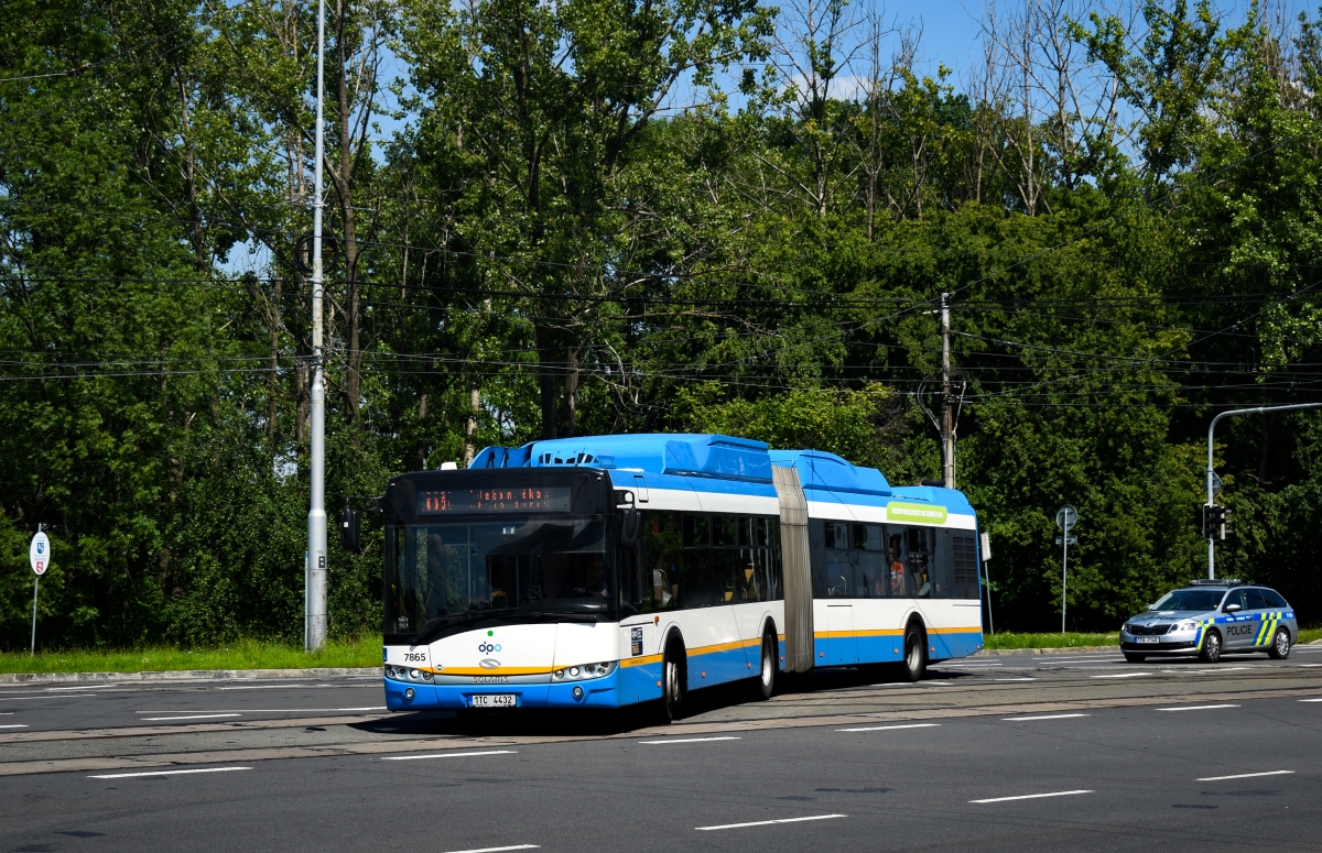 Ostrava, Solaris Urbino III 18 CNG nr. 7865