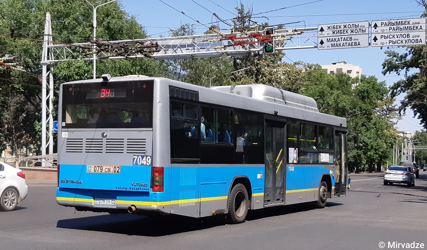 Almaty, Yutong-Kazakhstan ZK6118HGA č. 7049