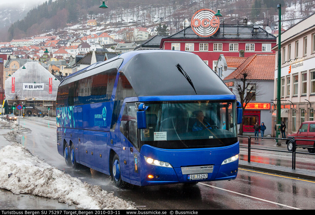 Bergen, Neoplan N5217/3SHD Starliner # SU 75297