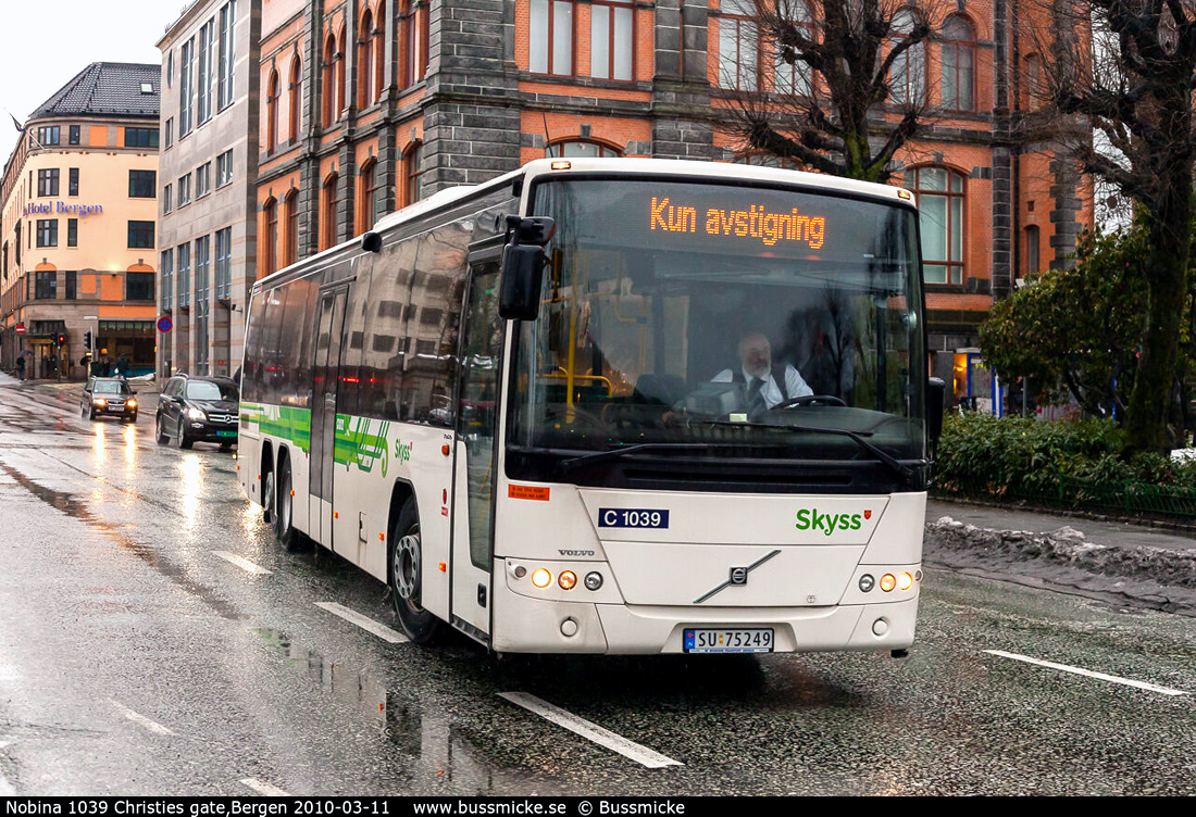 Берген, Volvo 8700LE 13.7m № C1039
