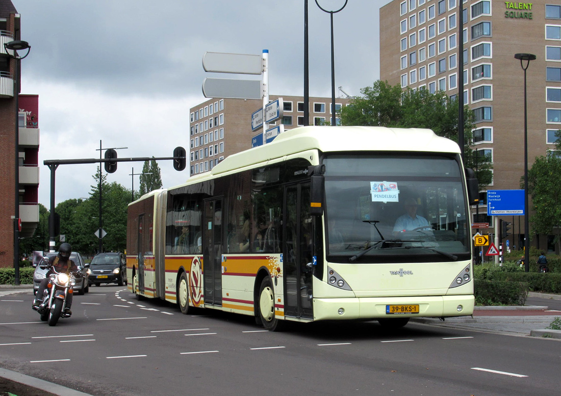 Tilburg, Van Hool New AG300 č. 39-BKS-1
