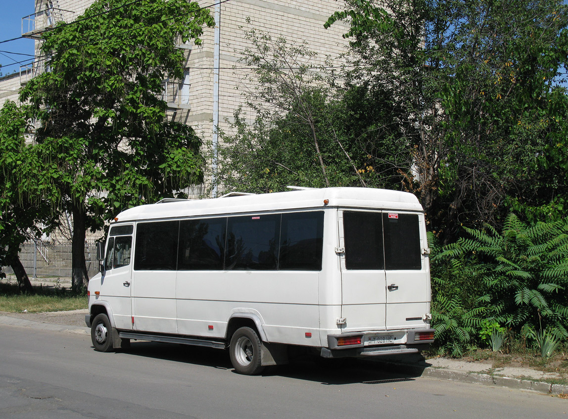 Tiraspol, Mercedes-Benz Vario 614D # Т 028 НС
