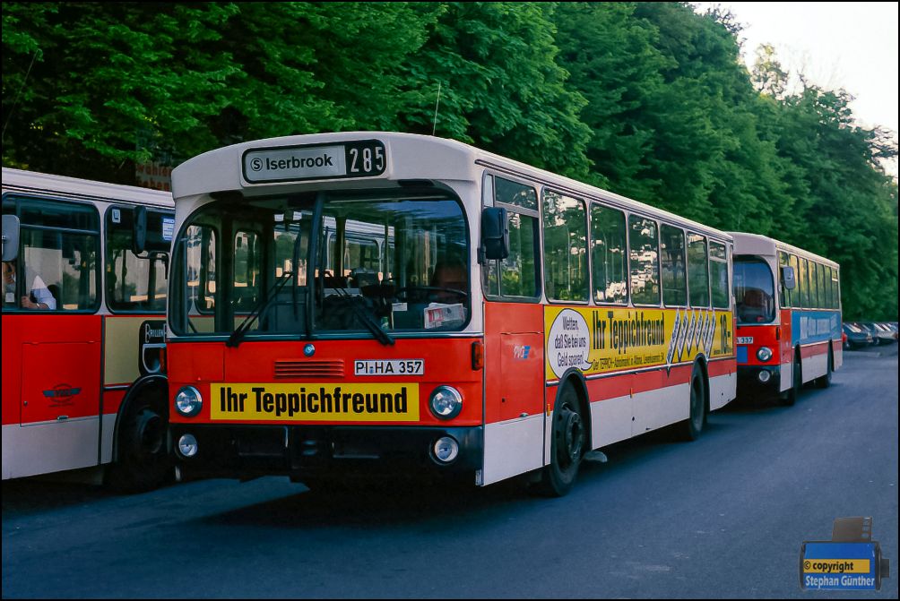 Pinneberg, Mercedes-Benz O305 # 357