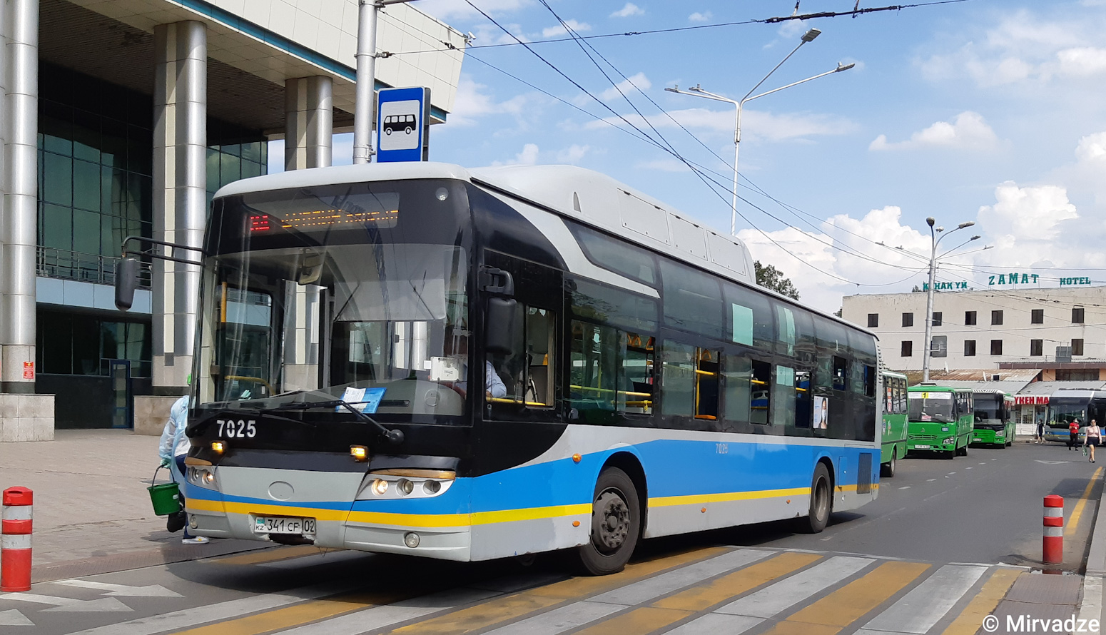 Almaty, Daewoo GDW6126CNG (СемАЗ) № 7025