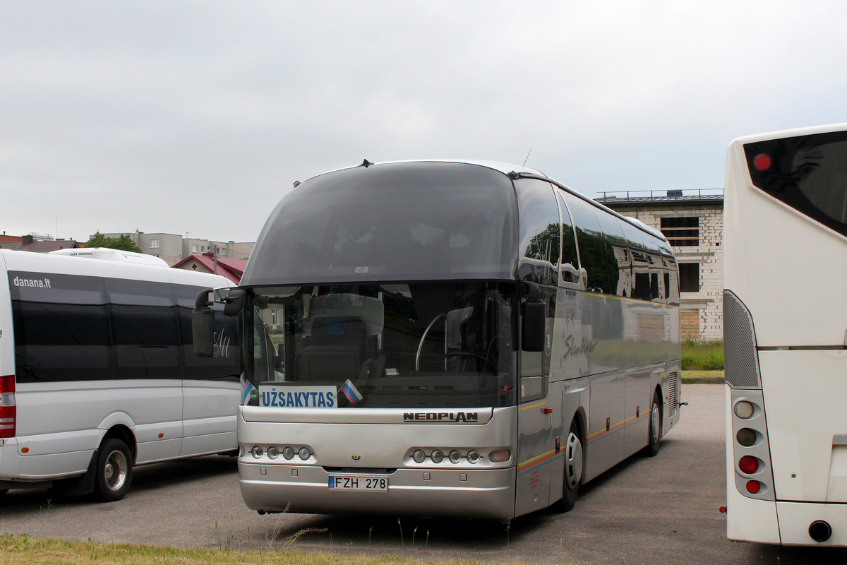 Nida, Neoplan N516SHD Starliner # FZH 278