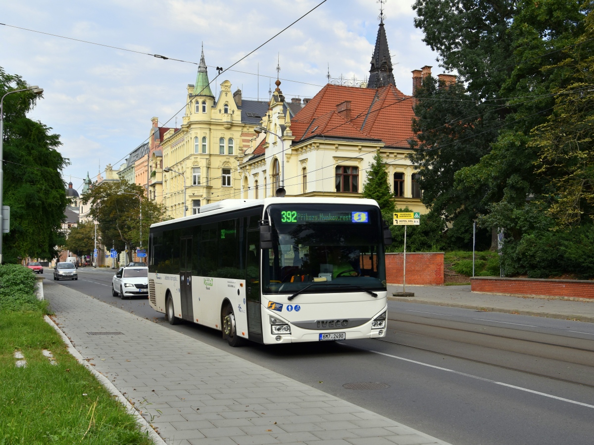 Olomouc, IVECO Crossway LE Line 12M # 6M3 9867